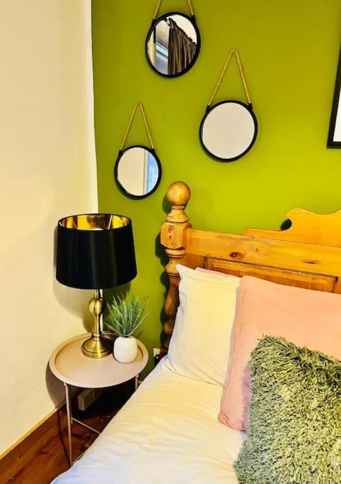 Cosy Cottage In Central Reading Free Parking & Fast Wifi Экстерьер фото
