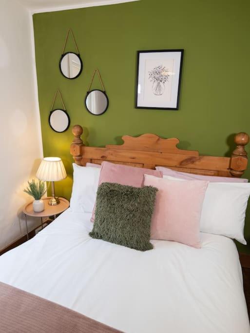 Cosy Cottage In Central Reading Free Parking & Fast Wifi Экстерьер фото