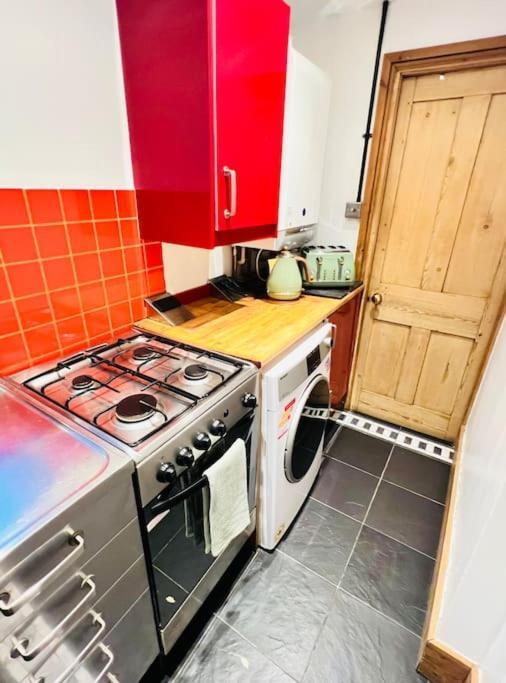 Cosy Cottage In Central Reading Free Parking & Fast Wifi Экстерьер фото