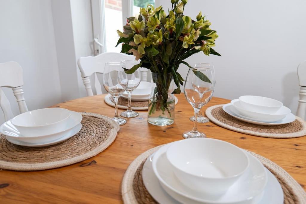 Cosy Cottage In Central Reading Free Parking & Fast Wifi Экстерьер фото